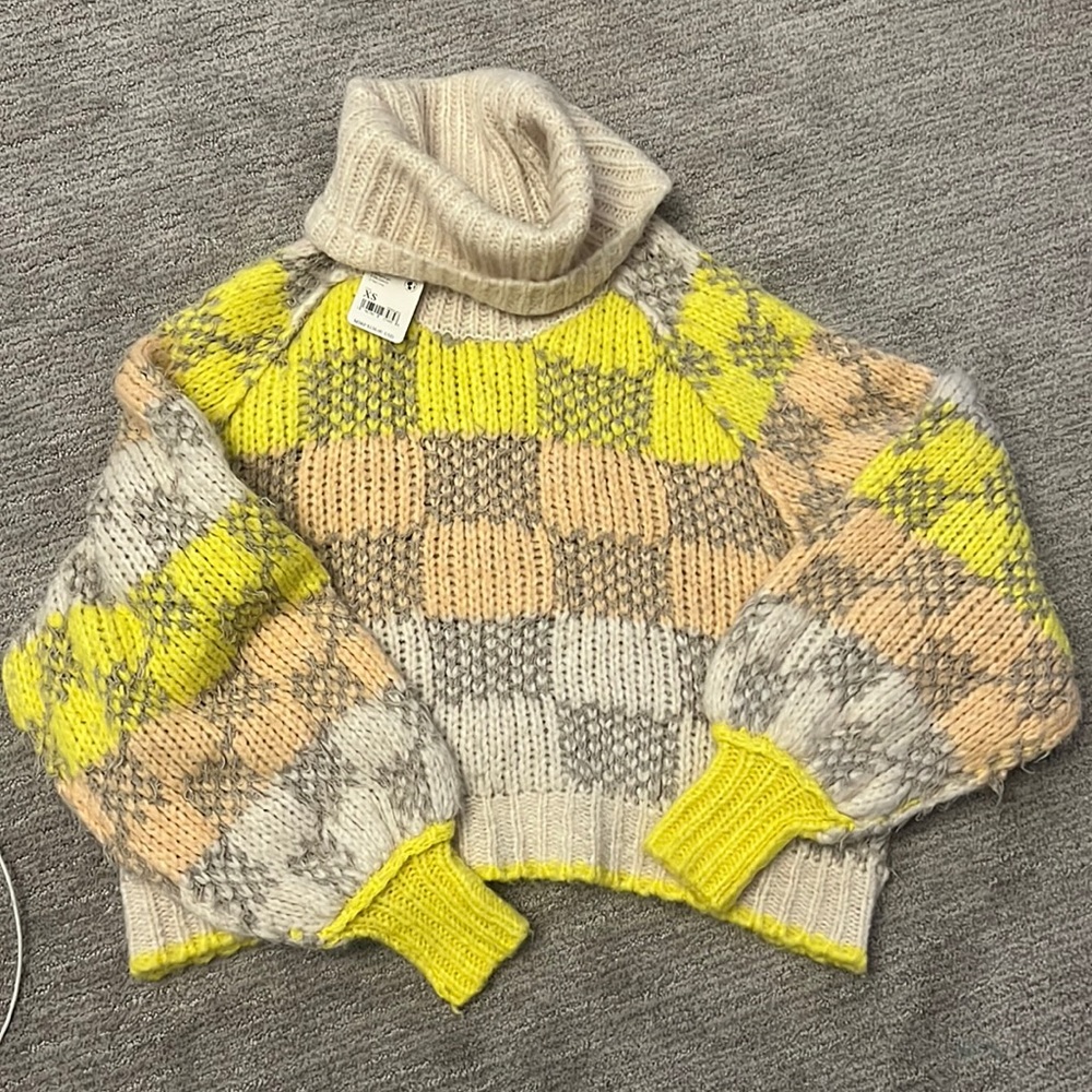 Free people sweater